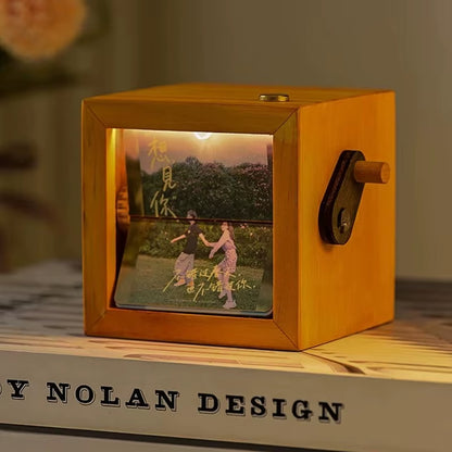Hand-Cranked Flip Book Photo Frame Solid Wood Mini Animation Album with Night Light Desktop Ornament Gift for Couples Family