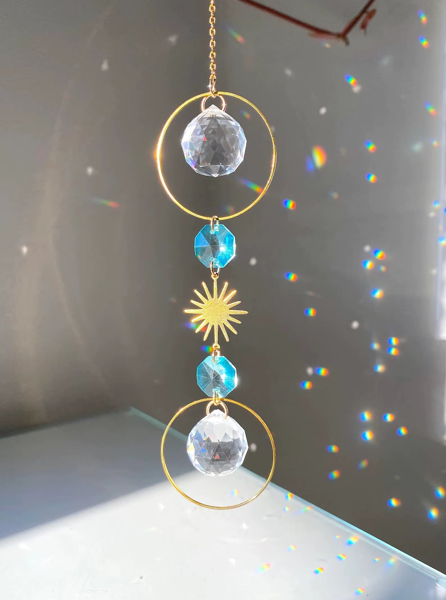 Crystal Sun Catcher Prism Rainbow Maker Hanging Lightcatcher Sun Boho Window Hanger Car Accessory Charm Home Pendant Decorations
